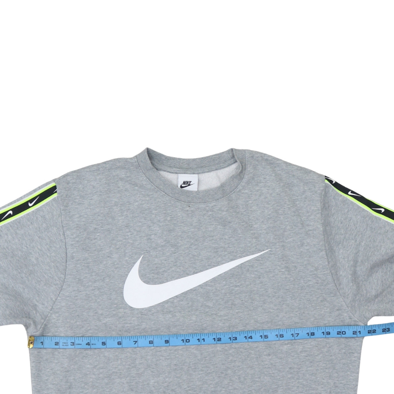 Nike Men's Grey Regular Fit Crew Neck Graphic Sweatshirt S