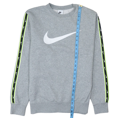 Nike Men's Grey Regular Fit Crew Neck Graphic Sweatshirt S