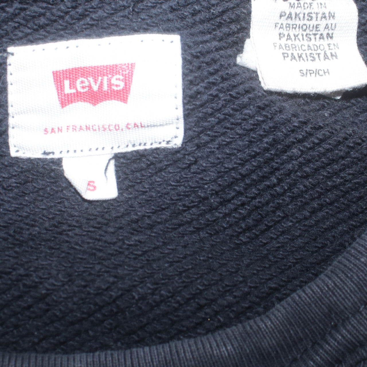 Levi's Men's Black Small Crew Neck Pullover Logo Sweatshirt