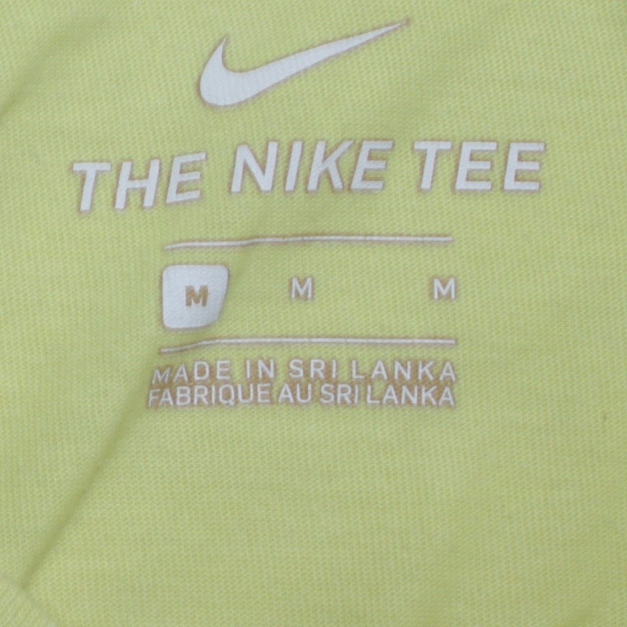 Nike Men's Yellow Crew Neck Short Sleeve Cotton T-Shirt M