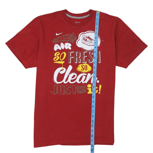 Nike Men's Red Graphic Sports T-Shirt L Regular Fit