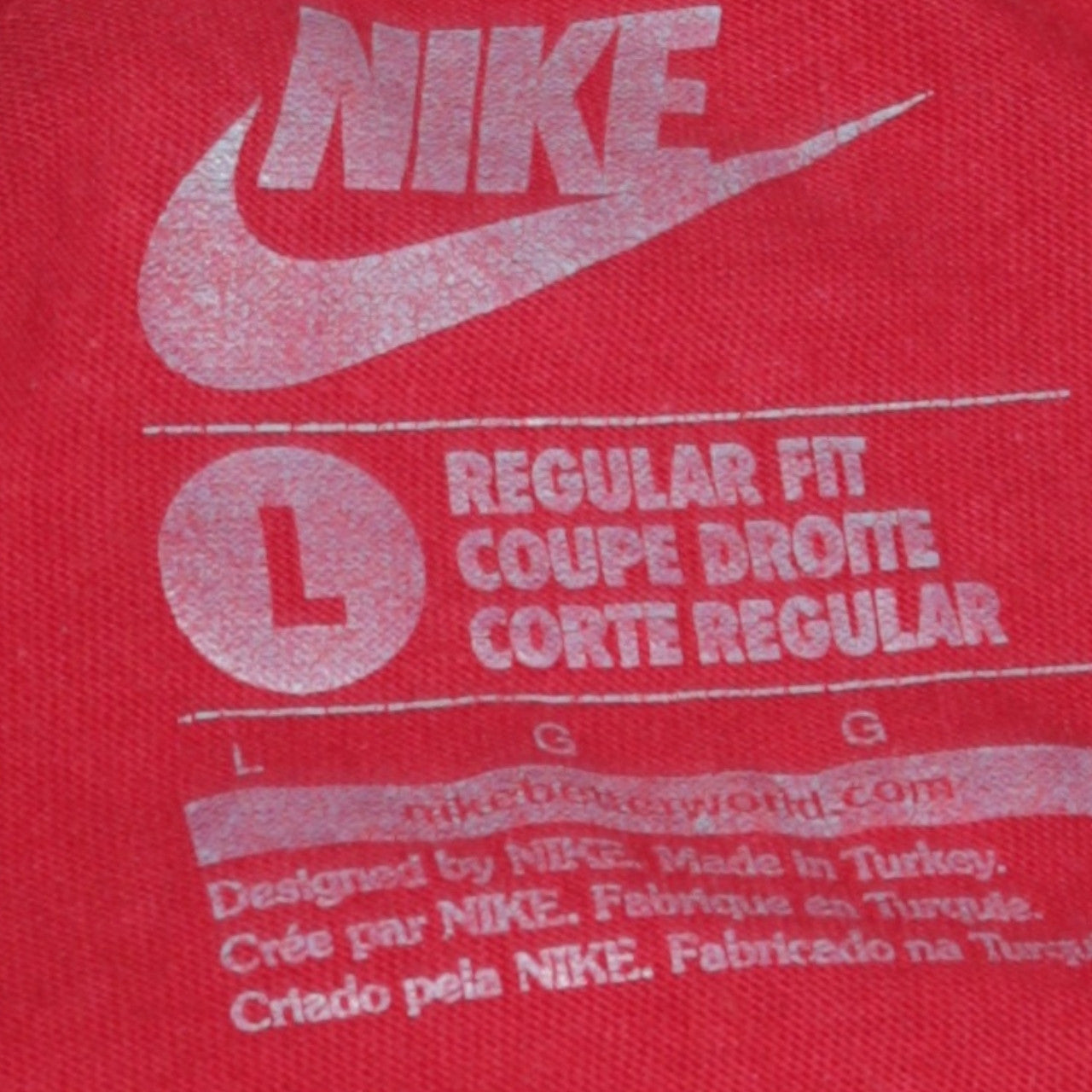 Nike Men's Red Graphic Sports T-Shirt L Regular Fit