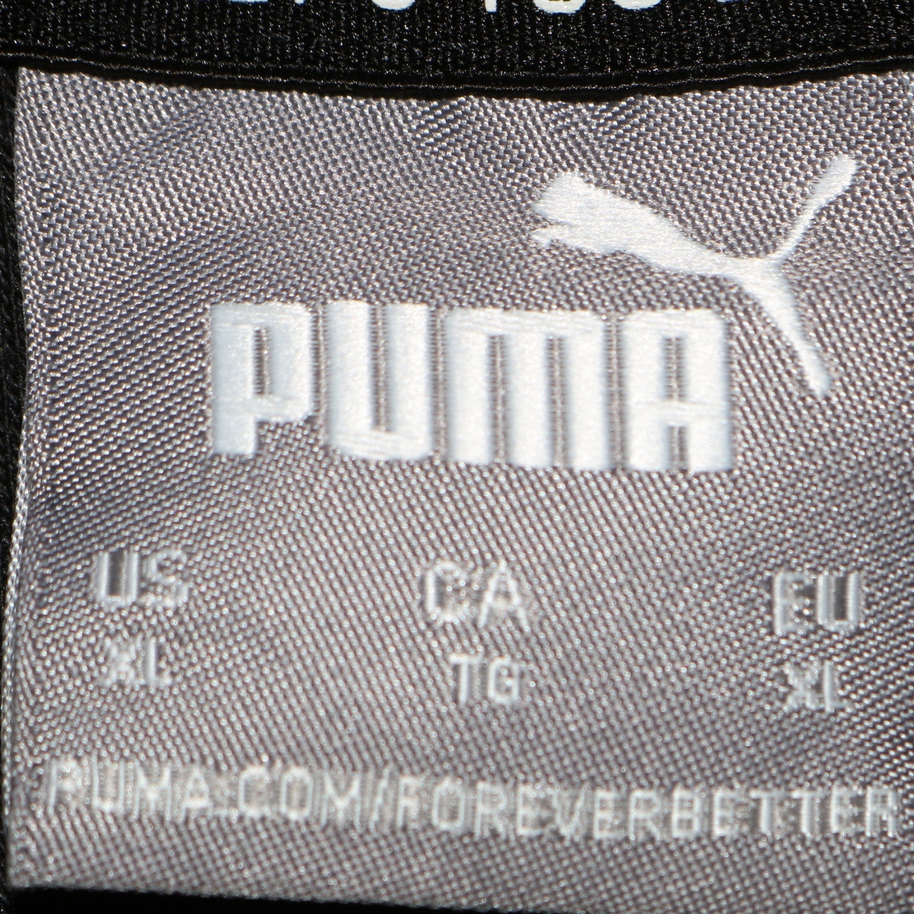 Puma Men’s Black XL Pullover Hoodie with Logo and Neon Detail