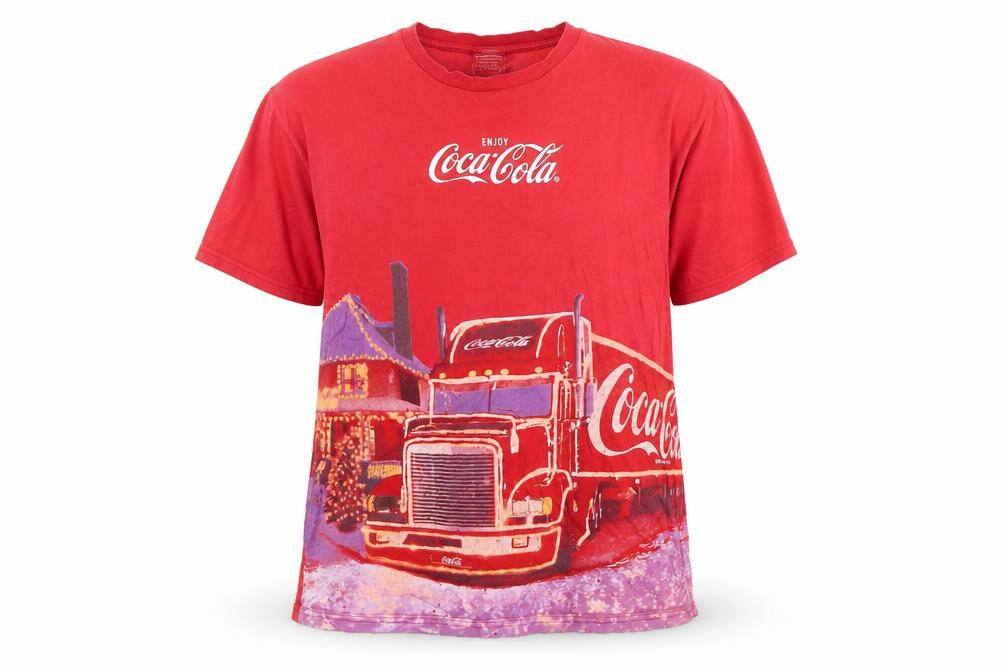 Coca-Cola Men's Red Christmas Truck Graphic T-Shirt XL Cotton