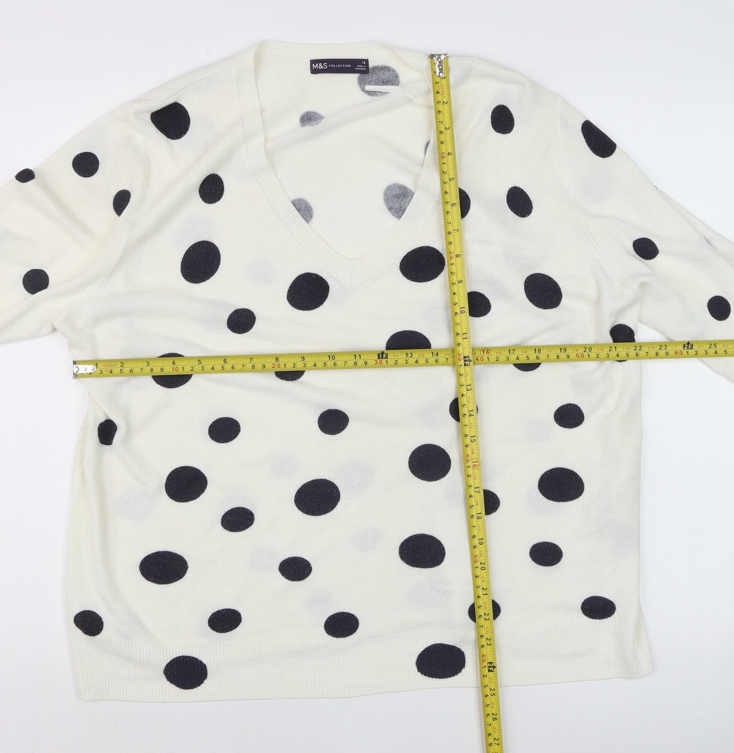 Marks and Spencer Women’s White Polka Dot V-Neck Jumper Size 18