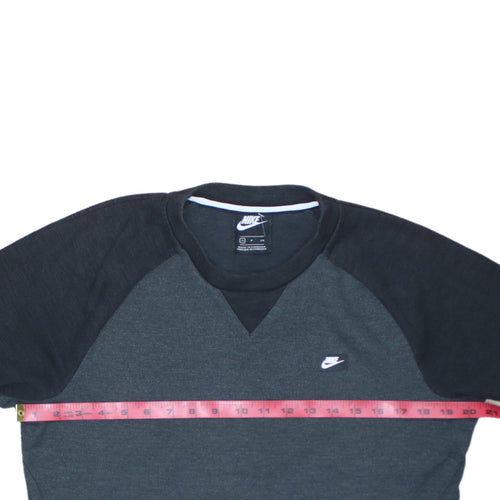Nike Men's Grey Pullover Sweatshirt Small Crew Neck Fleece