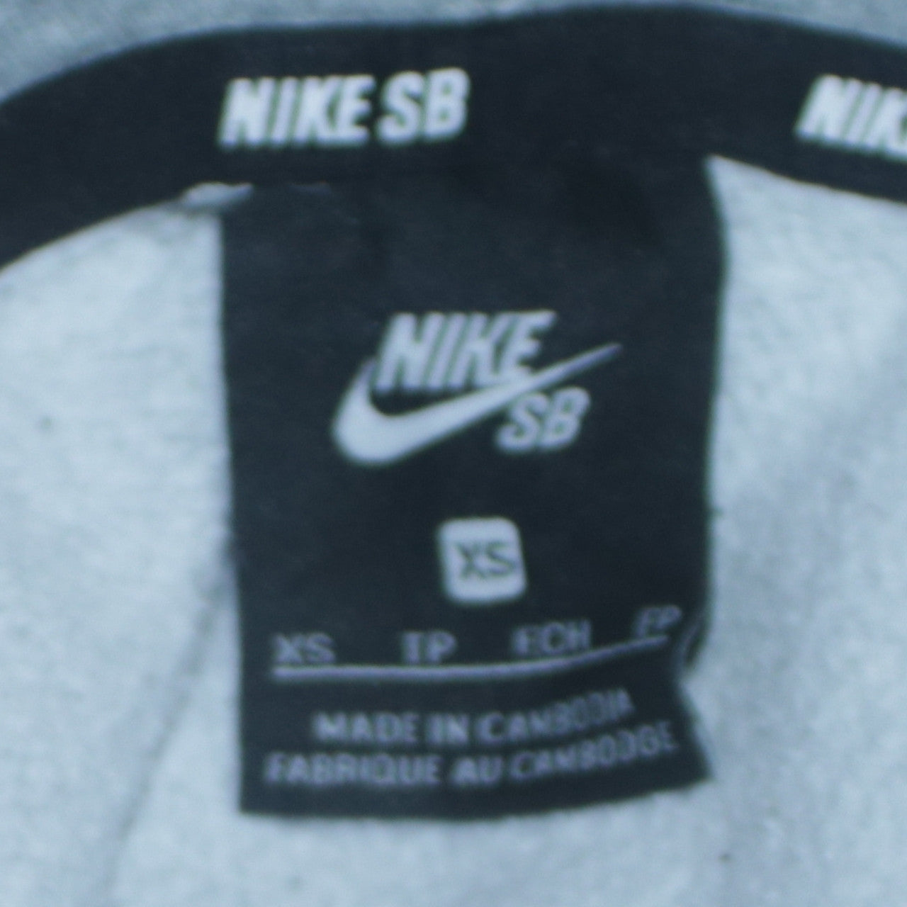 Nike SB Men's Grey XS Pullover Hoodie with Logo