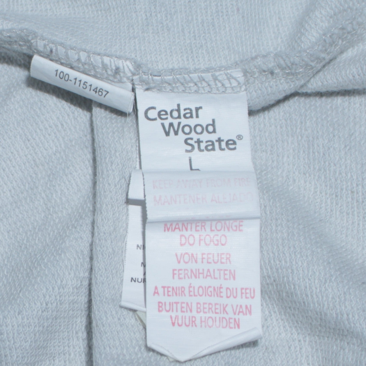 Cedar Wood State Men’s Grey Mickey Mouse Christmas Sweatshirt L