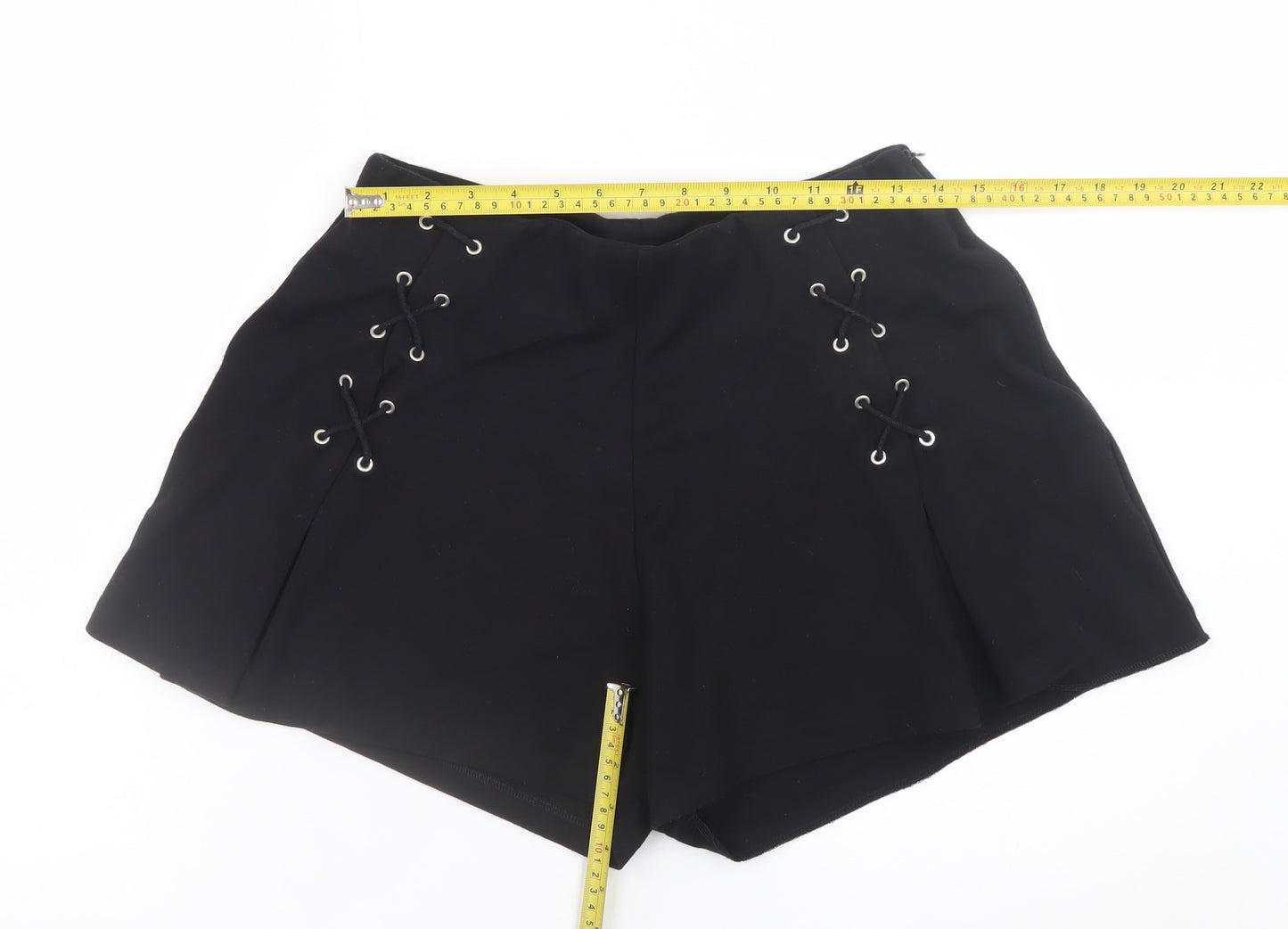 Bellentina Womens Black Size 12 High Rise Lace Up Shorts