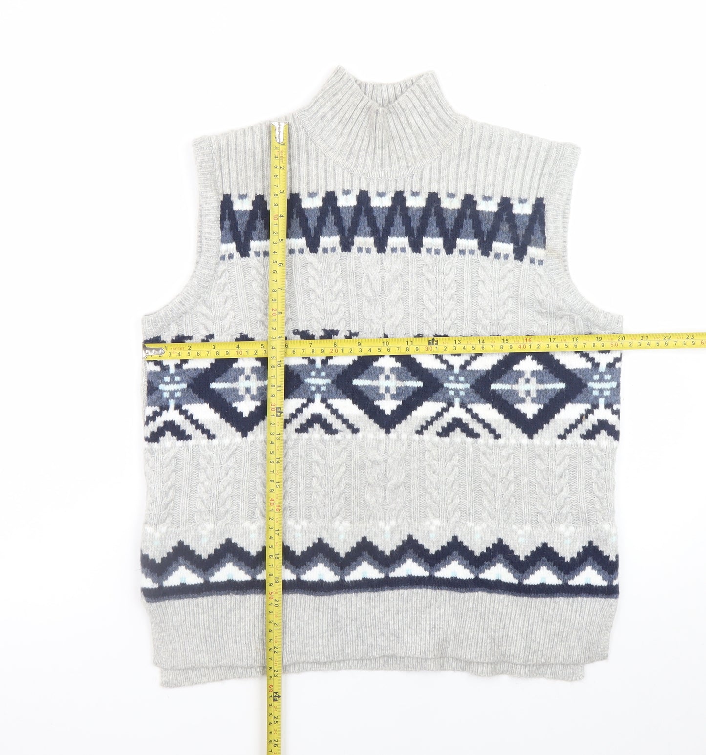 Marks and Spencer Men's Grey Geometric Knit Sleeveless Vest M