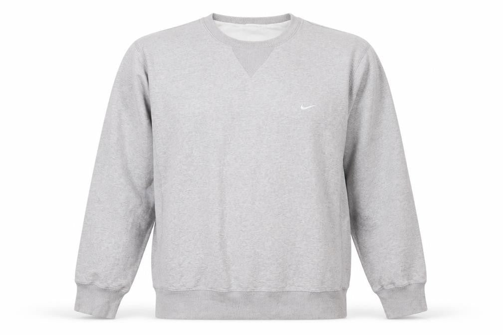 Front view of Nike Men's Grey XL Crew Neck Pullover Sweatshirt