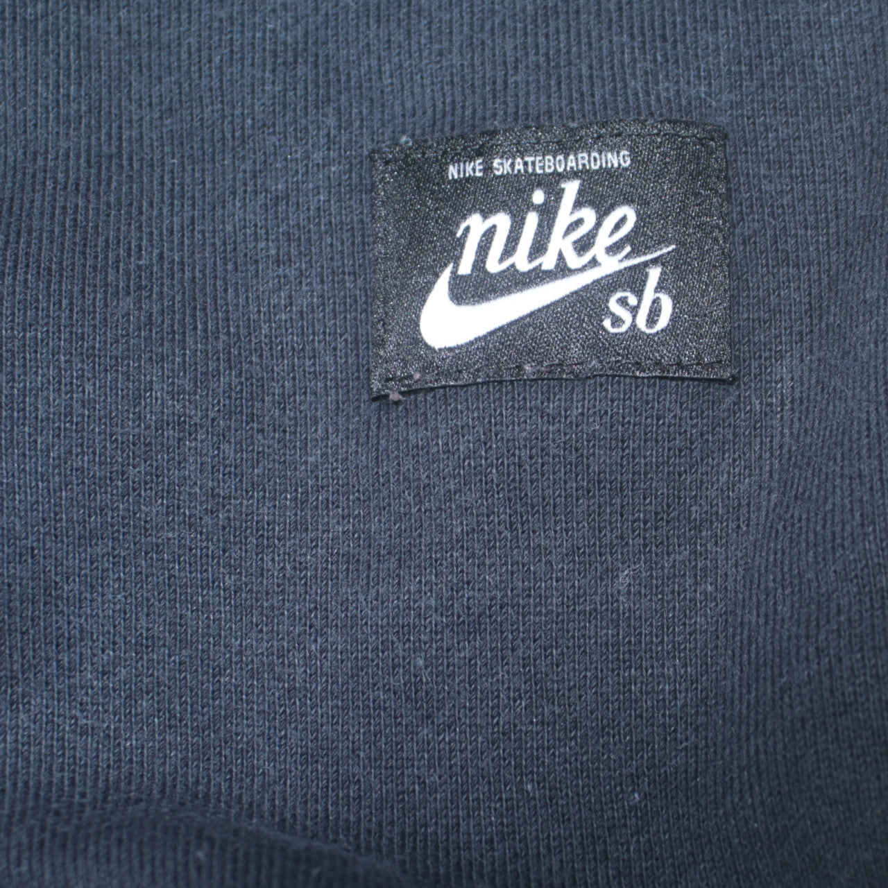 Nike SB Men's Black Striped Crew Neck Pullover Sweatshirt M