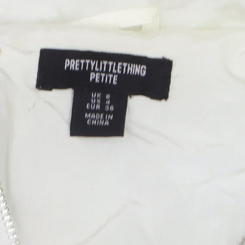 PrettyLittleThing Women’s Petite White Cropped Puffer Jacket UK 2