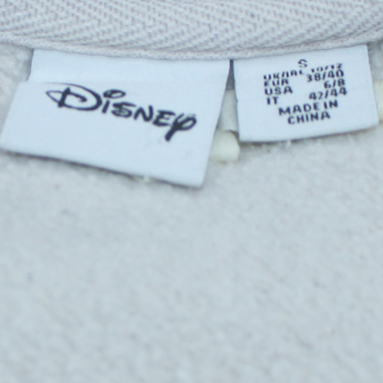 Disney Women’s Grey The Lion King Graphic Pullover Sweatshirt Size S