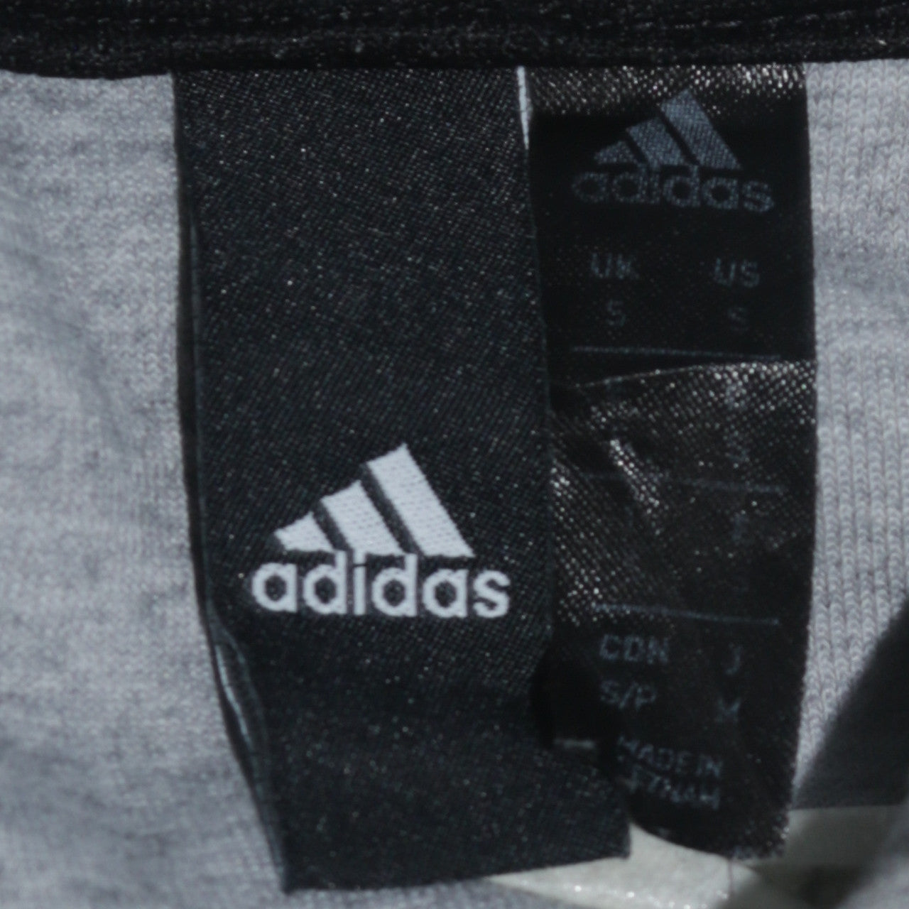 Adidas Men’s Grey Pullover Hoodie Small Team Logo Sportswear