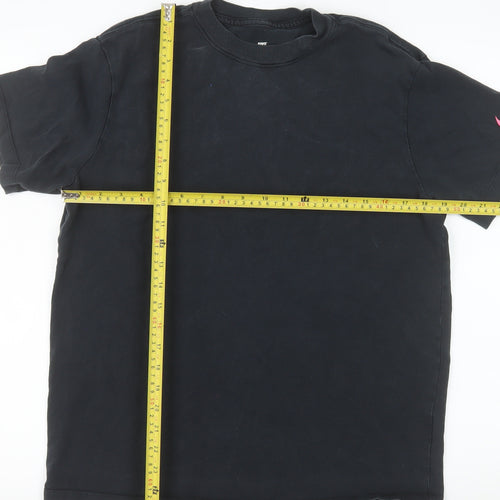 Nike Women's Black Loose Fit Sports T-Shirt Size S