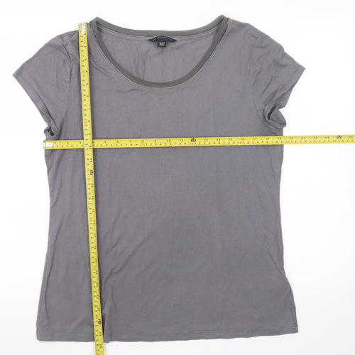Banana Republic Women's Grey XL Basic Short Sleeve T-Shirt
