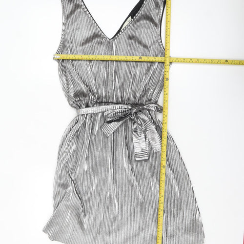 Yumi Women Silver L A-Line Sleeveless Party Dress