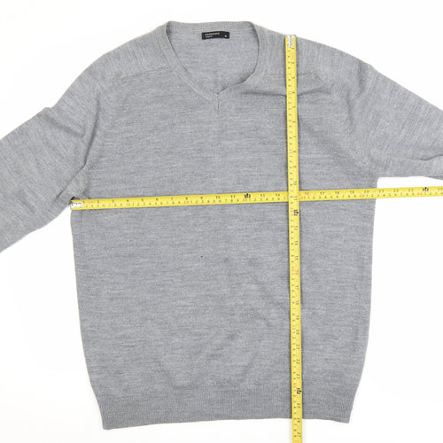 Cedarwood State Men's Grey V-Neck Acrylic Knit Jumper M