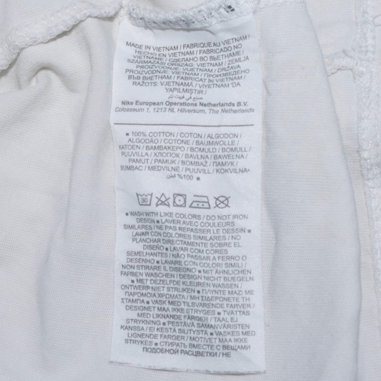 Nike Men's White 'Nike Air' Graphic Cotton Crew Neck T-Shirt M