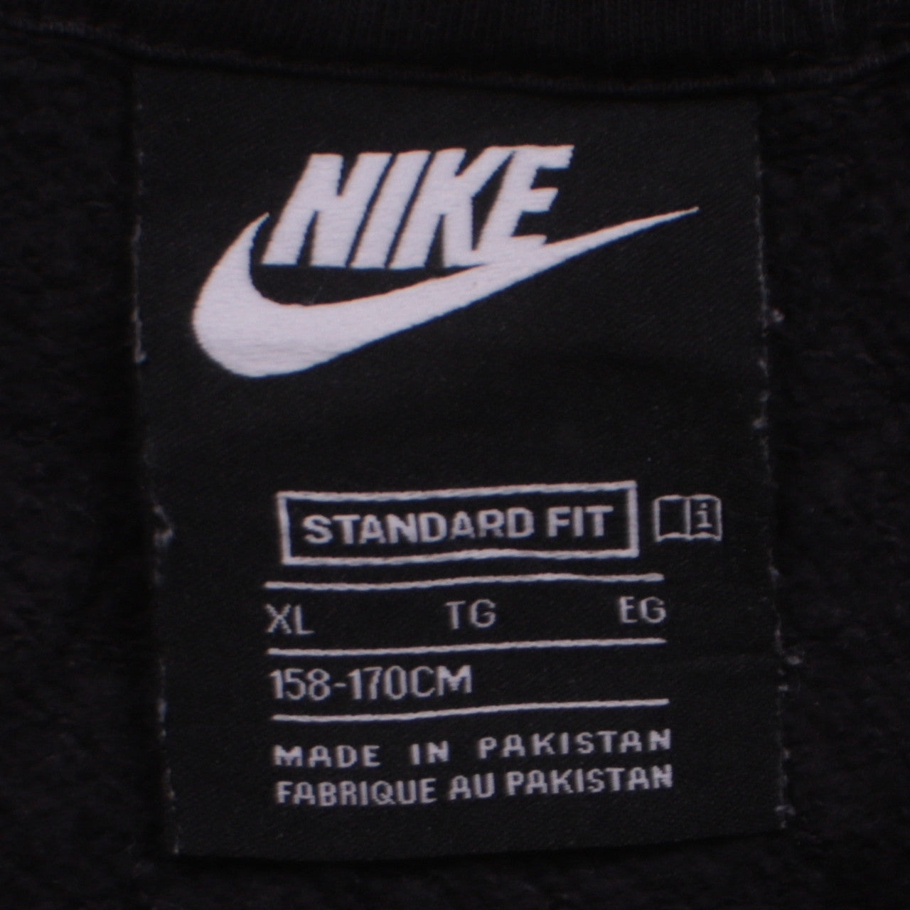 Nike Boys Black XL Pullover Hoodie Just Do It Graphic Sweatshirt