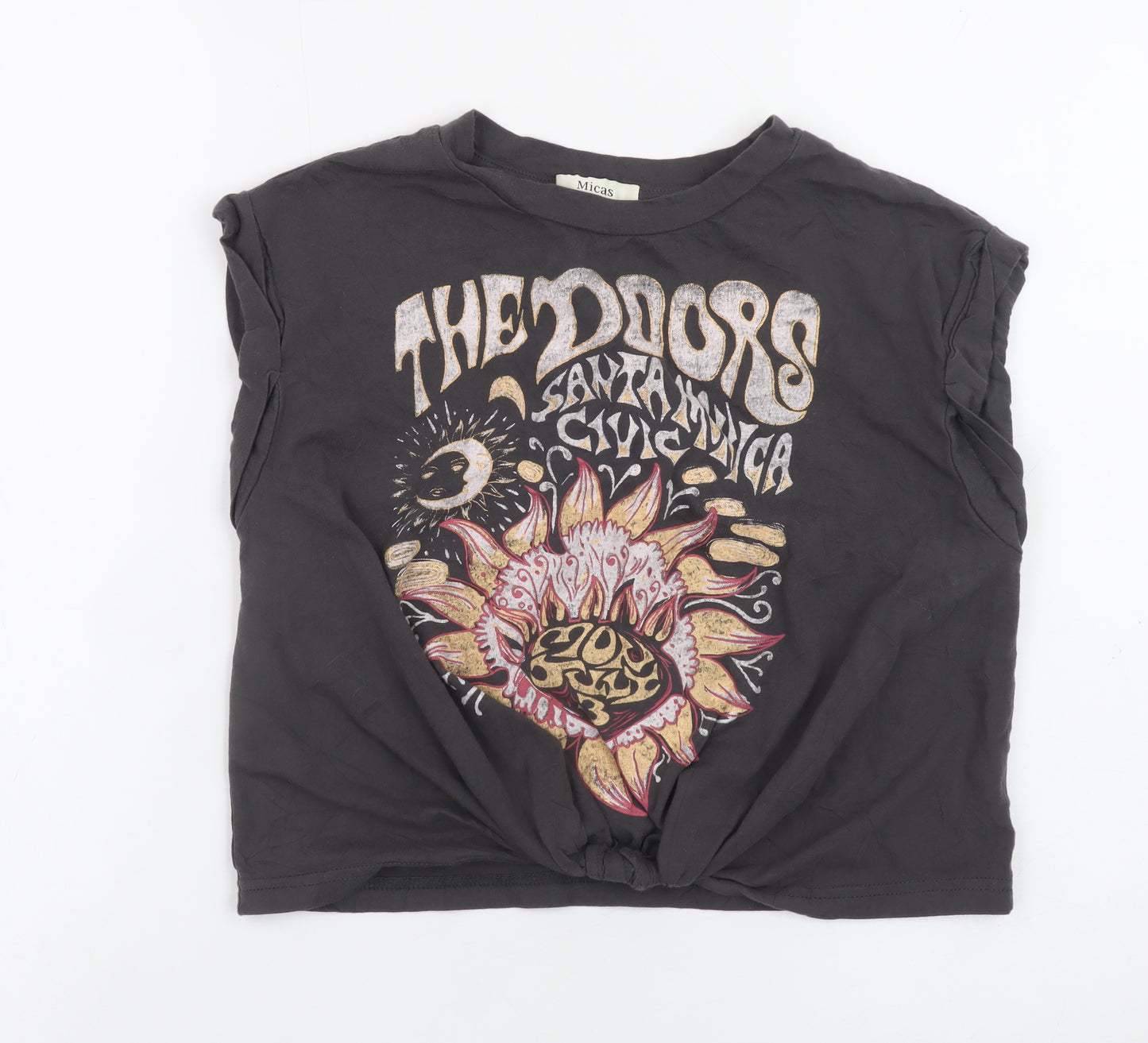 Micas Women's Black Cropped Sleeveless Graphic T-Shirt Medium