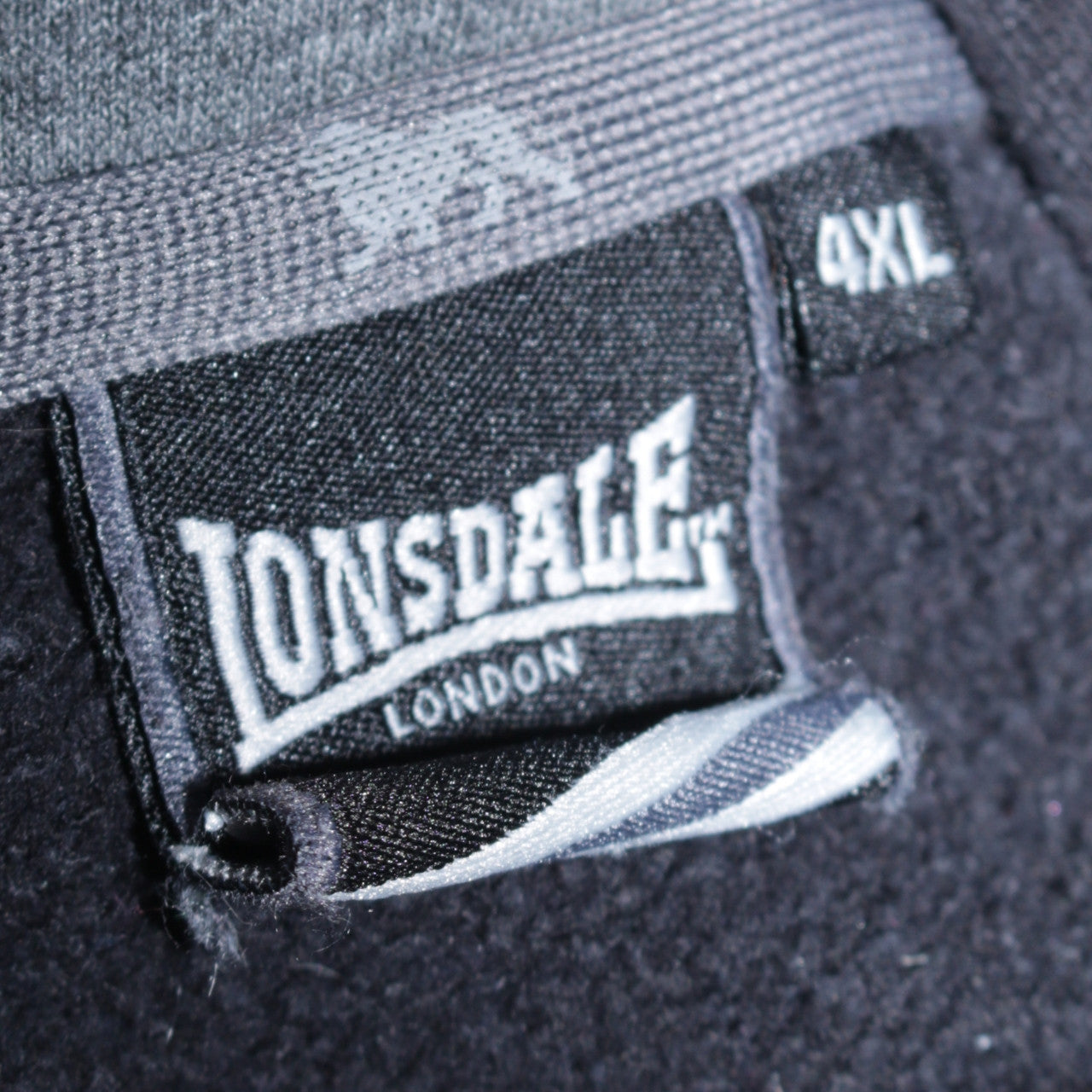 Lonsdale Men’s Black 4XL Pullover Hoodie with Logo