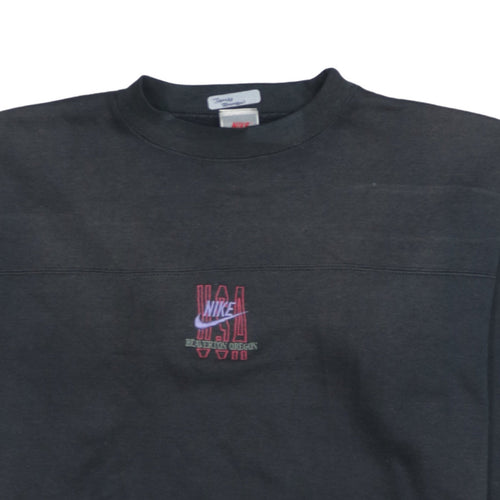 Nike Women's Black Medium Crew Neck Pullover Sweatshirt Embroidered USA Vintage