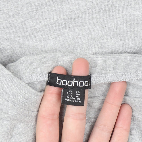 Boohoo Women’s Grey Crew Neck Relaxed Fit T-Shirt Size 20