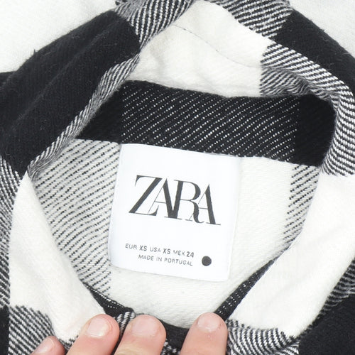 Zara Women's Black & White Check Flannel Button-Up Shirt XS