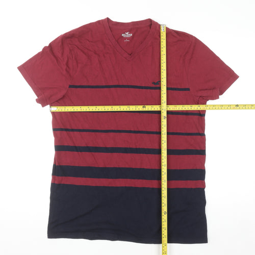 Hollister Men's Red and Navy Striped V-Neck T-Shirt L