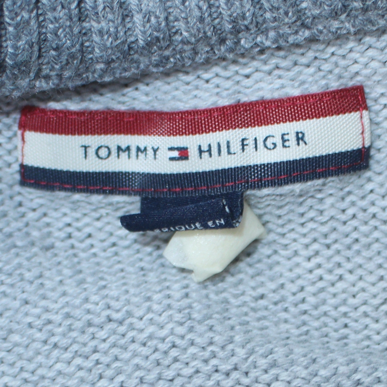 Tommy Hilfiger Men’s Grey Logo Crew Neck Pullover Jumper Size M