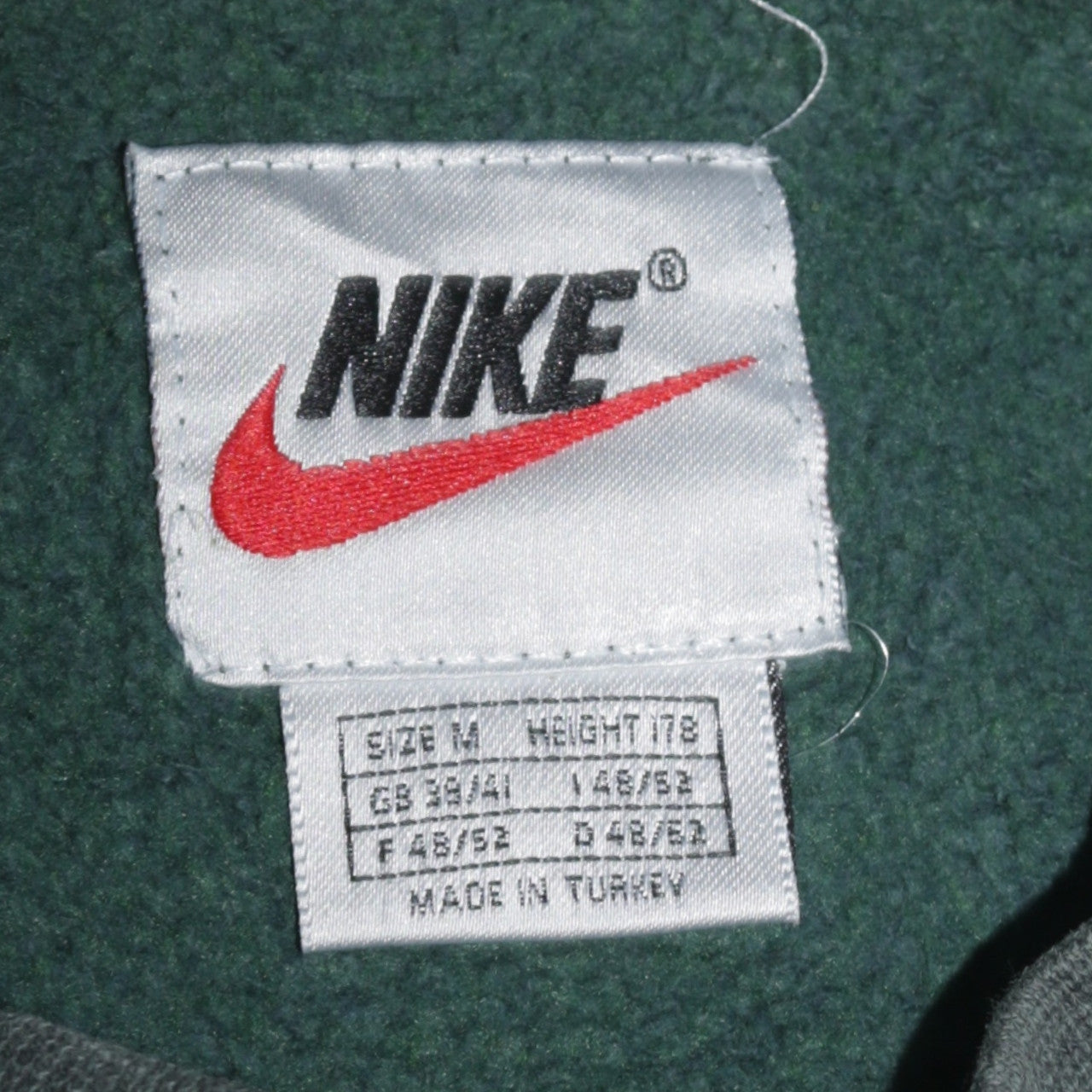 Nike Men’s Green Embroidered Logo Crew Neck Sweatshirt Size M