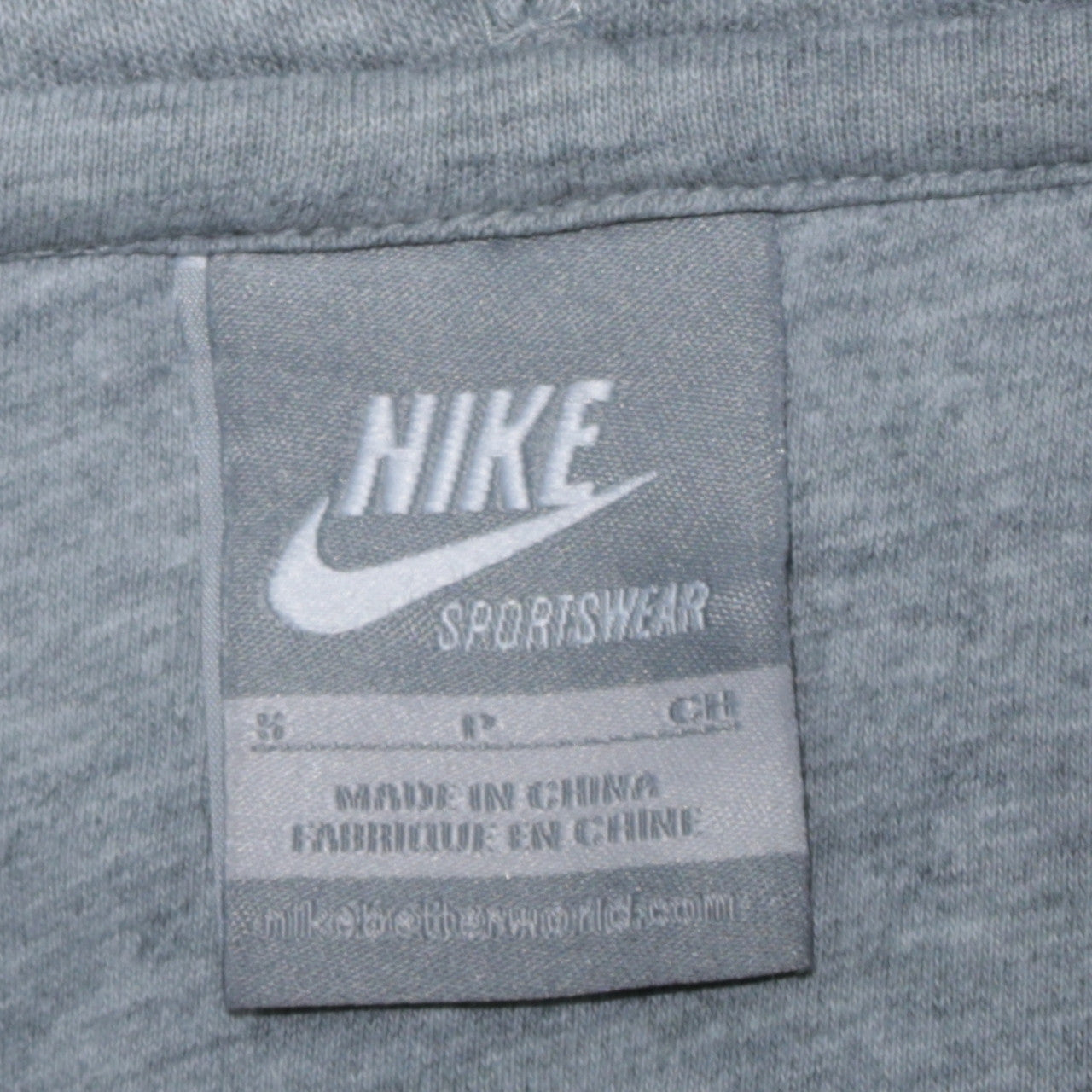 Nike Men's Grey Pullover Hoodie Small Logo Sportswear Sweatshirt