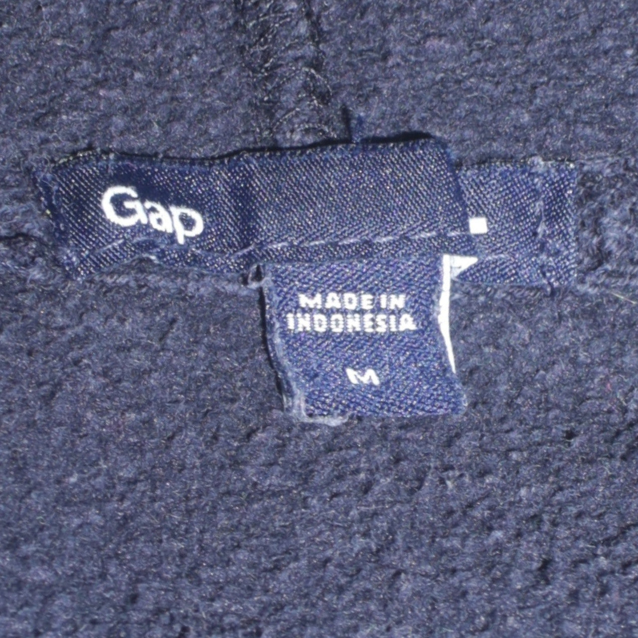 GAP Men's Black Pullover Hoodie Medium Fleece Lined Logo Sweatshirt
