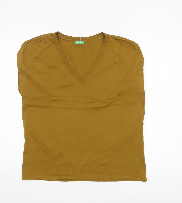 United Colors of Benetton Women’s Brown V-Neck Cotton T-Shirt M