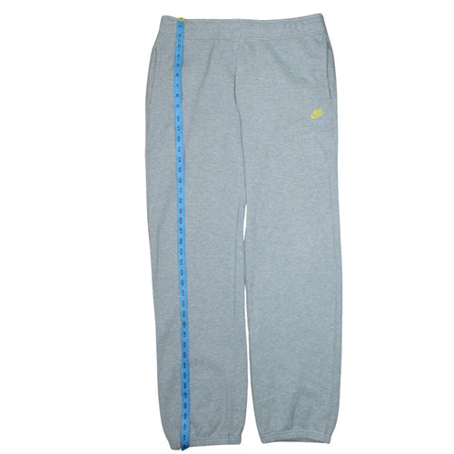 Nike Men’s Grey Pullover Sweatshirt M Regular Fit Sportswear