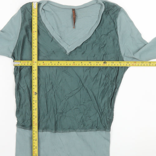 Language Los Angeles Women’s Green V-Neck Long Sleeve Blouse Size M