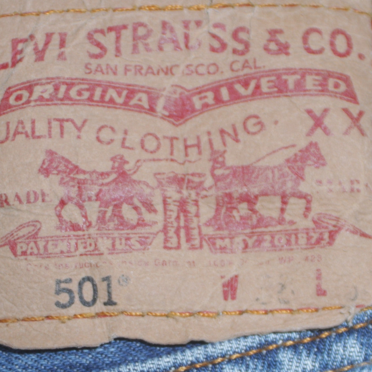 Levi's 501 Men's Blue Denim Shorts Size L 38in Regular Fit