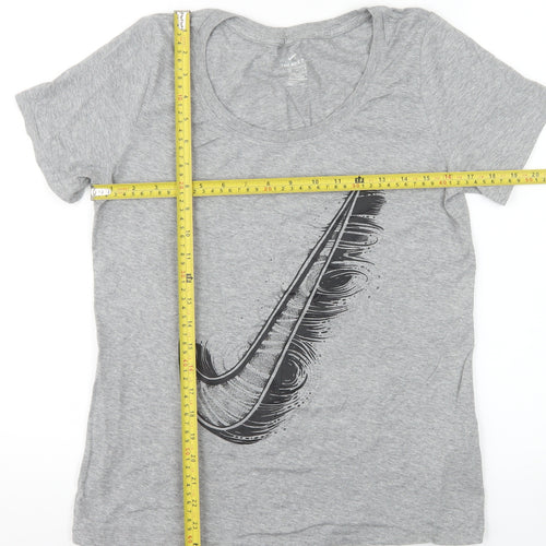 Nike Womens Grey Athletic Fit T-Shirt Medium Short Sleeve Cotton