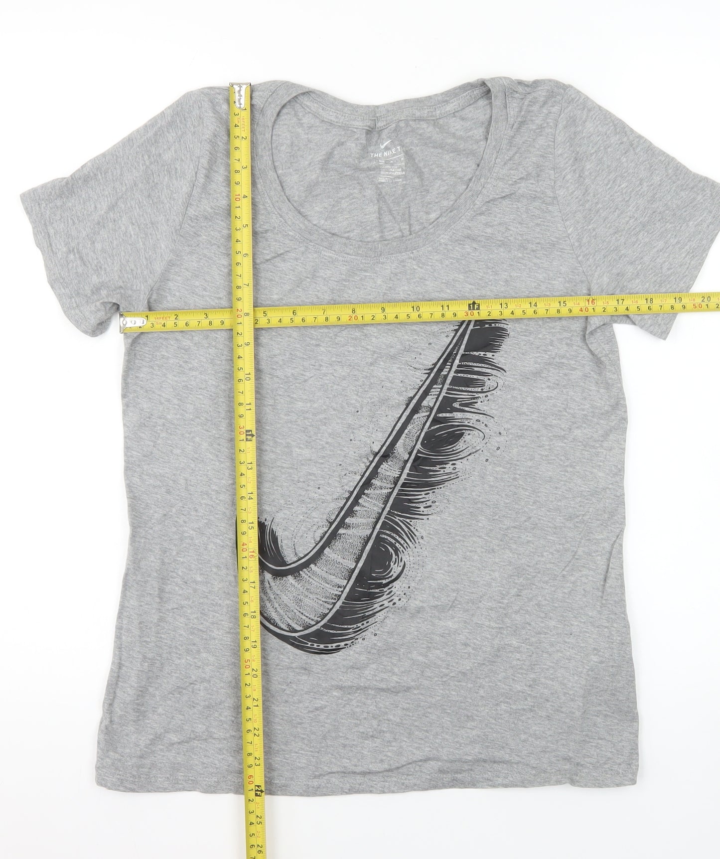 Nike Womens Grey Athletic Fit T-Shirt Medium Short Sleeve Cotton