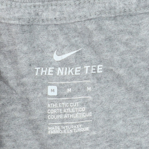 Nike Womens Grey Athletic Fit T-Shirt Medium Short Sleeve Cotton