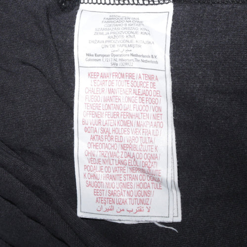 Nike Men's Black 'Good vs Evil 96' Graphic Vintage T-Shirt L