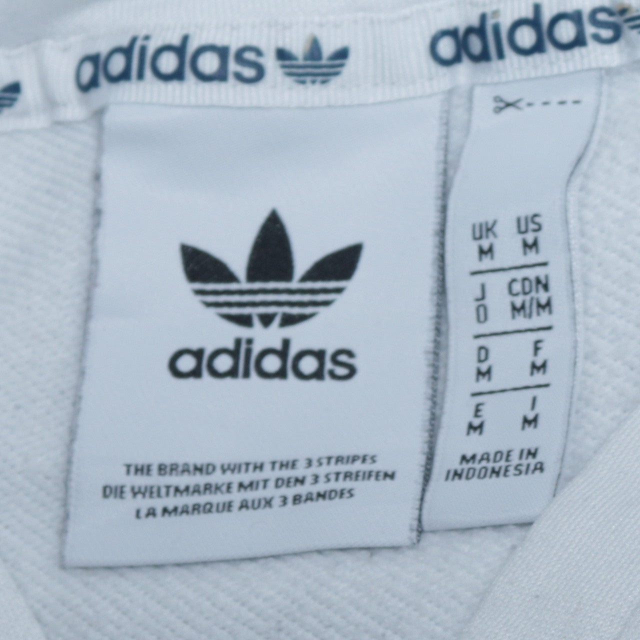 Adidas Men’s White Pullover Hoodie M Regular Fit Sportswear