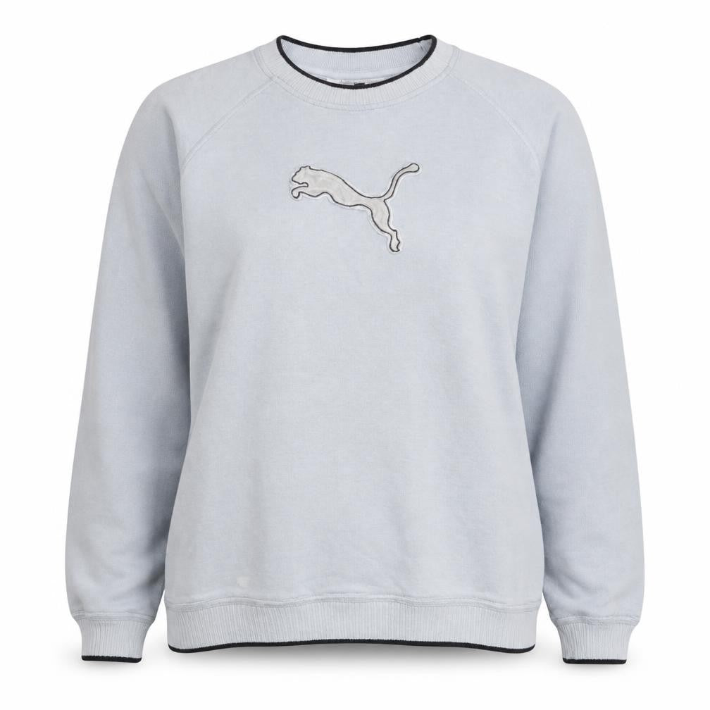 Front view of Puma women’s light grey crew neck pullover sweatshirt xl