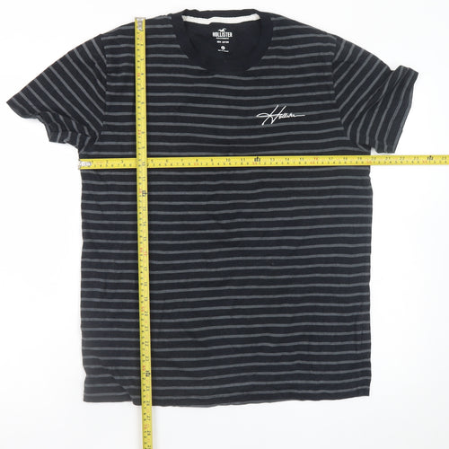 Hollister Men’s Navy Striped Crew Neck Cotton T-Shirt Medium