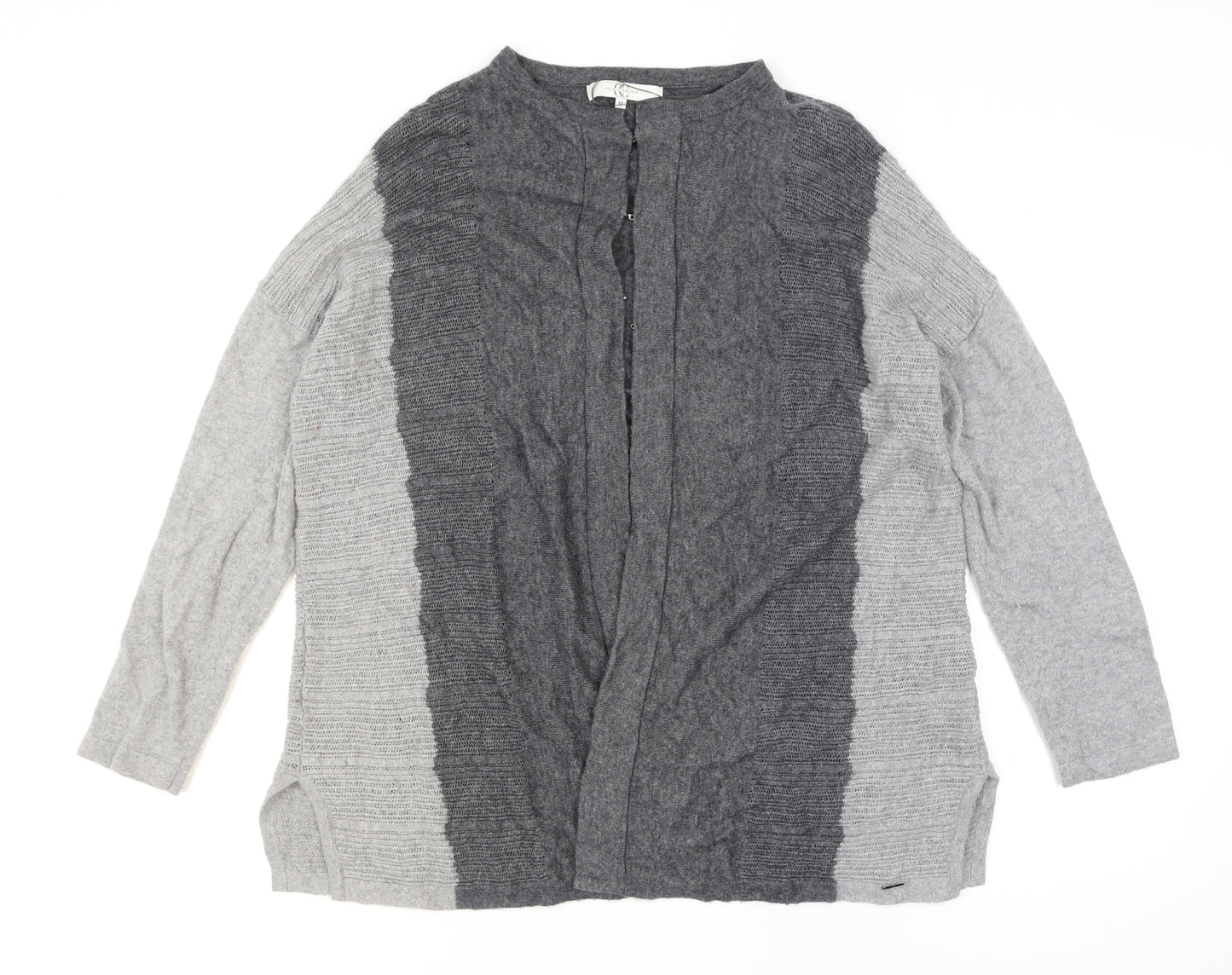Country Casuals Women Grey Wool Blend Cardigan M Round Neck Knit