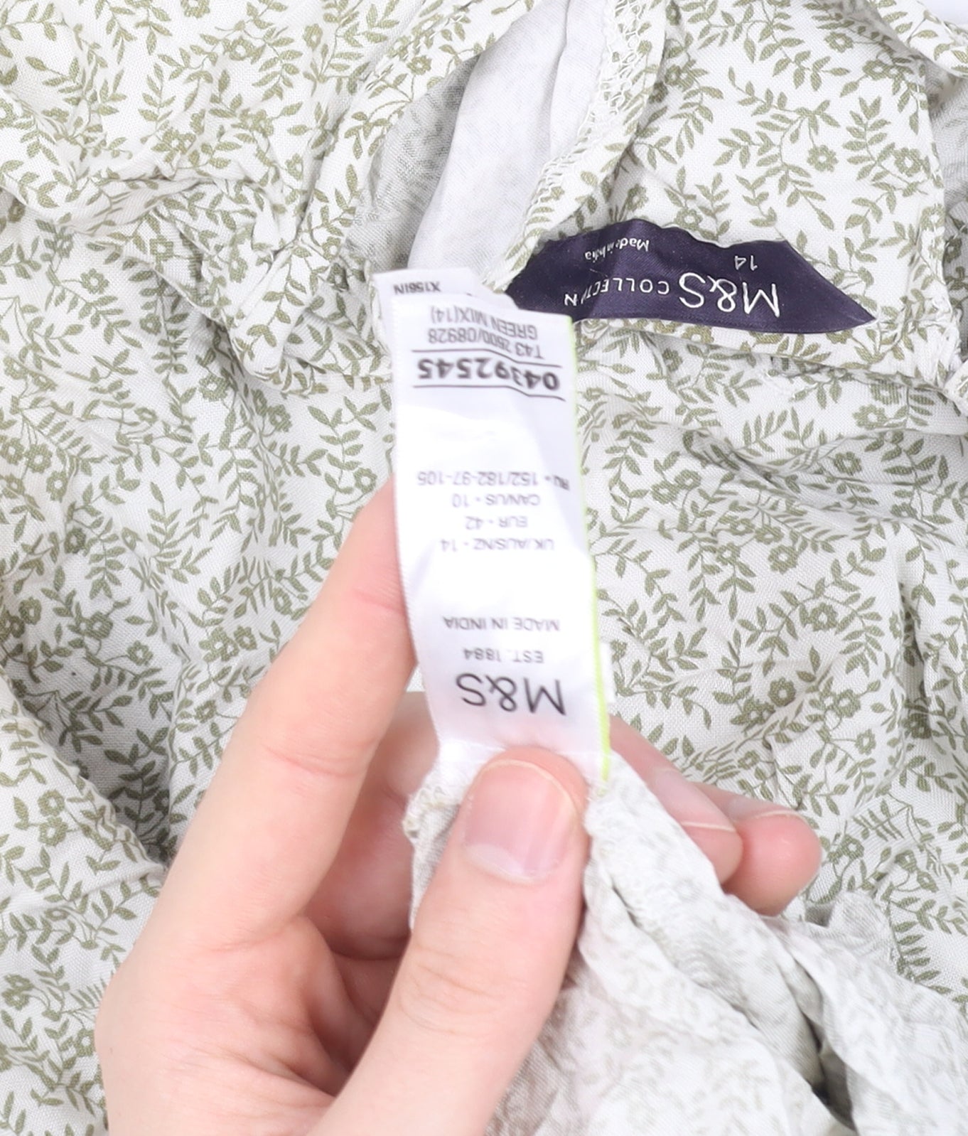 Marks and Spencer Women’s Ivory Floral Viscose Blouse Size 14
