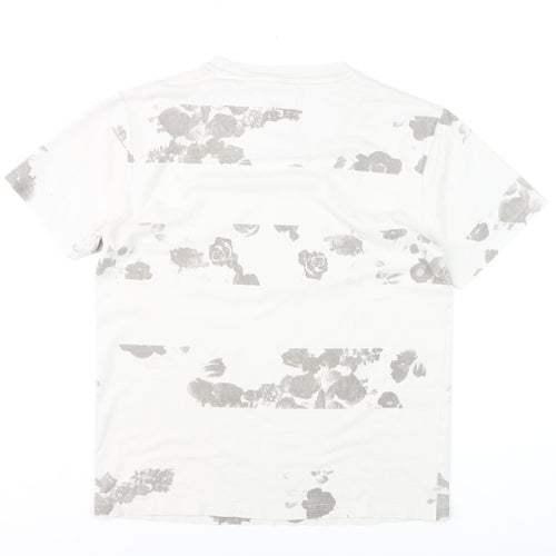 Supply & Demand Men's White Floral Graphic T-Shirt Medium