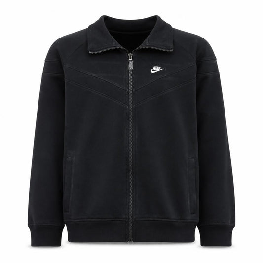 Front view of Nike boys’ black full zip sweatshirt jacket 10-12 years regular fit
